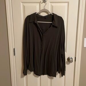 Universal Standard Quarter Button Down Top - XL